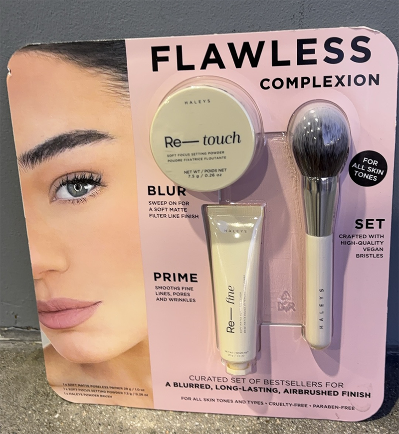 HALEYS Flawless Complexion Re-Touch & Re-Fine Set with Makeup Brush