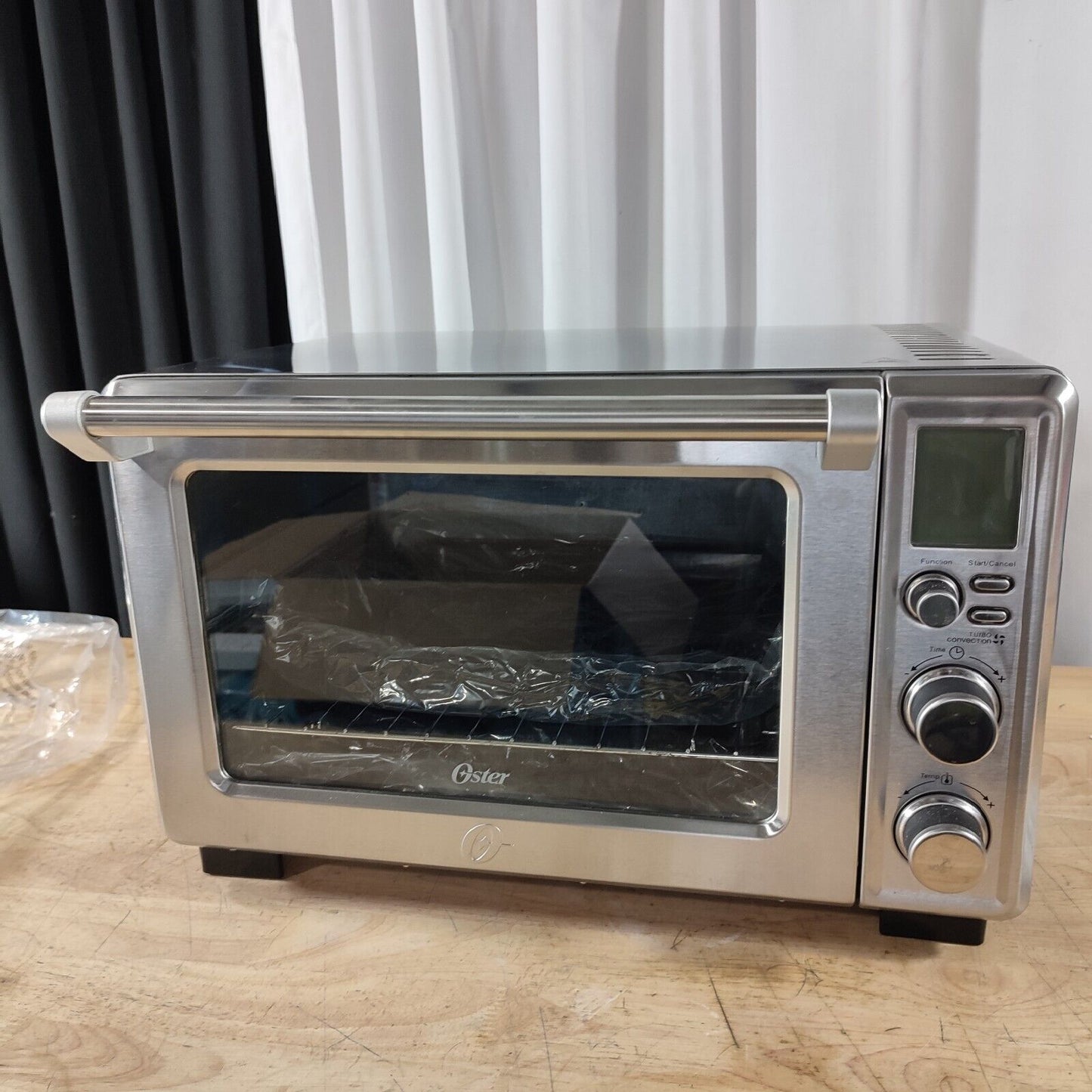 Oster Digital Stainless Steel Countertop Turbo Convection Oven TSSTTVDFL1GP